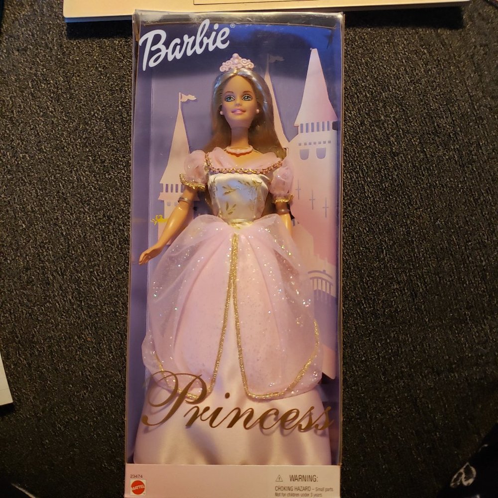 New vintage collectible Rare Barbie Princess 1999